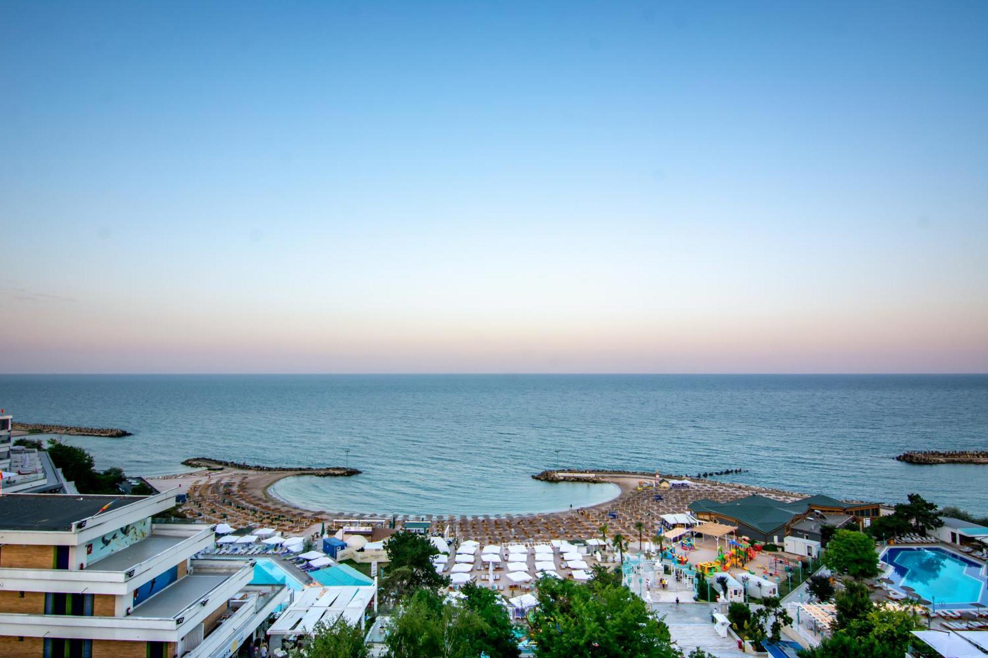 Phoenicia Blue View Otel Olimp Dış mekan fotoğraf